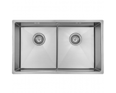 Lavabo Kubus 740 køkkenvask i børstet rustfrit stål med to firkantede kummer og synlige afløb.