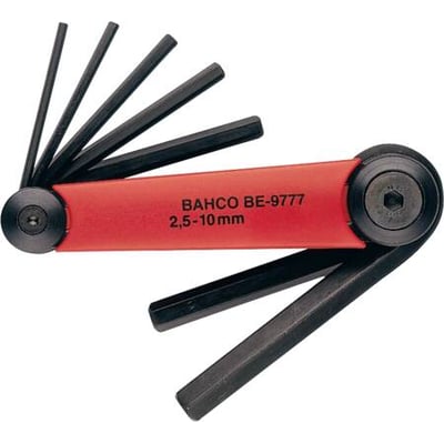 Bahco unbrakonøglesæt BE-9777 i størrelserne 2,5-10 mm, foldet ud med rød holder og syv sorte unbrakonøgler.