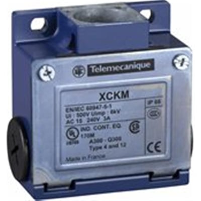 Detaljebillede af Telemecanique Sensors endestop krop med metalhus, der viser mærkat med specifikationer og mærker.