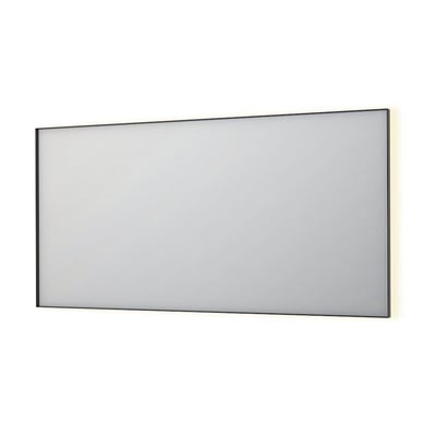 Sanibell INK SP32 LED spejl, 160x80 cm, med en diskret sort aluramme og indirekte lys bagpå.