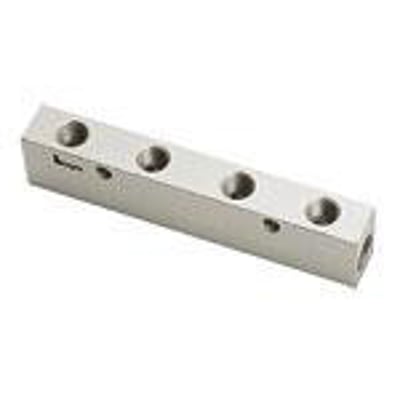 Legris manifold fra Parker Hannifin, fremstillet i behandlet aluminium med G3/8 og G1/4 tilslutninger på hvid baggrund.
