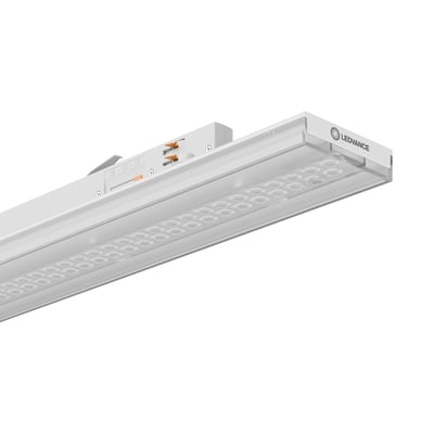 Hvid LEDVANCE Tracklight Linear DALI-skinnearmatur med Multi Lumen og dobbelt asymmetrisk lysfordeling, set skråt fra undersiden.