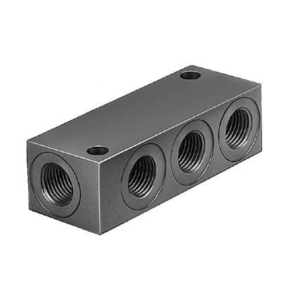 Festo Fordelerblok FR-4-1/2-B med fire udtag, lavet af mørkegråt metal med synlige gevind i udtagene.