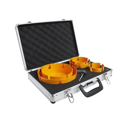 Ironside hulsavsæt HM, 86–210 mm, med orange hulsave og holder i en åben sølvfarvet aluminiumskuffert.