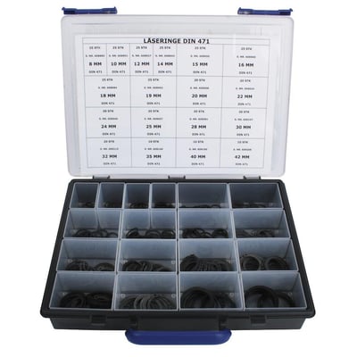 Nærbillede af Raaco sortimentskasse med låseringe DIN 471, viser tydeligt låseringenes størrelser fra 8 mm til 42 mm og antal.
