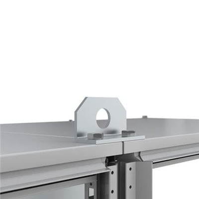 Eldon LC02 løfteværktøj i metal, monteret på toppen af et sammenkoblet skab, med synlig ophængsøje og bolte.