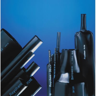 Forskellige sorte, tykvæggede krympeslanger fra TE Connectivity i forskellige størrelser og former, sat op mod en blå baggrund.