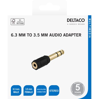 Emballagen til Deltaco hovedtelefonadapter viser den sorte adapter med 3,5 mm hunstik og 6,3 mm hanstik.