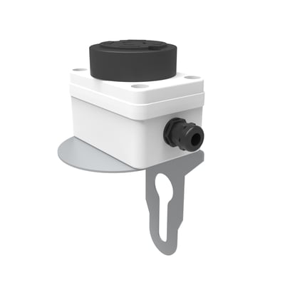 Ledvance Floodlight Flex NEMA-adaptersokkel med hvidt hus, sort tilslutning og gråt monteringsbeslag, set skråt forfra.
