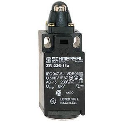 Positionsafbryder ZR 236-11Z fra Schmersal med kunststof hus og rulleaktuator, monteret på en hvid baggrund.