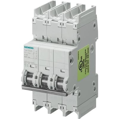 Siemens SENTRON 5SJ4 automatsikring med tre poler, C-kurve og 1 A, set skråt forfra.