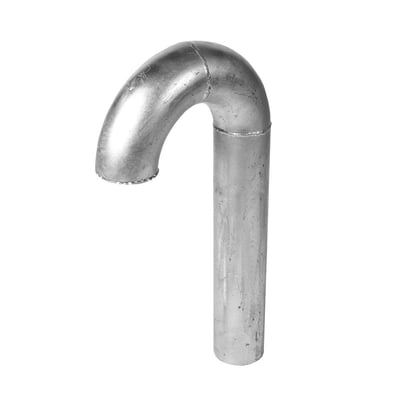 Udluftningsbøjning i galvaniseret stål med 76 mm diameter og 530 mm højde, isoleret på hvid baggrund.