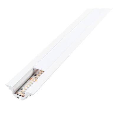 SG Armaturen StripLine hjørneprofil i hvid aluminium, 1,8 meter, med synlig LED-strip.
