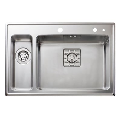 Intra Frame 1½ kumme køkkenvask i rustfrit stål, monteret med løft-op strainer og hanehul placeret til højre for den store kumme.