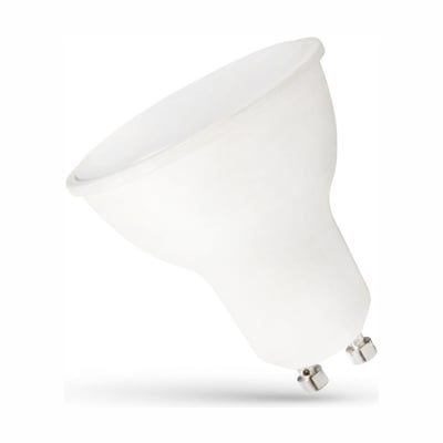 SpectrumLED GU10 LED-pære på 7,5 W med hvidt hus og bred front, set skråt med GU10-fatningen synlig.