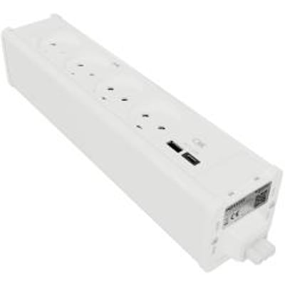 Hvid Lauritz Knudsen møbelboks med 2 stikkontakter samt USB A- og C-stik, set fra siden med fokus på porte og mærkat.