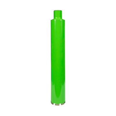 Eibenstock diamantbor til vådboring, Ø81 x 450 mm, med grøn cylindrisk krop og segmenter i spidsen.