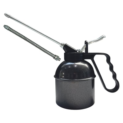 Hallbauer smørekande på 0,5 liter med en robust sort plastik hank og poleret messing pumpefunktion, der passer til maskinsmøring.