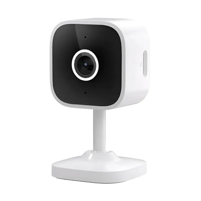 Sonoff CAM-S2 smartkamera i hvid og sort, set skråt forfra med kameraet monteret på stander.