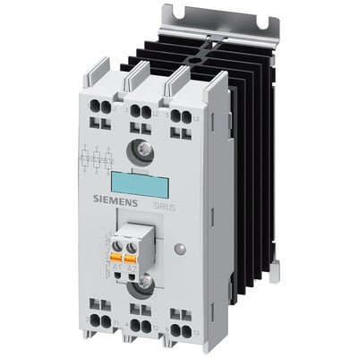 Siemens 3RF2 solid-state kontaktor med 10A strøm og 48-600V spænding, udstyret med køleplade og fjederterminaler.