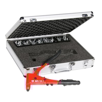 Masterfix MFX150AS enhåndstang med nittesortiment i alukuffert, der viser den røde tang og forskellige nitter organiseret i skum.