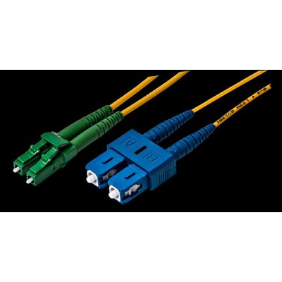 Fiberoptisk patchkabel med en gul 2mm LSZH kappe og Duplex LC/APC (grøn) samt SC/UPC (blå) konnektorer.
