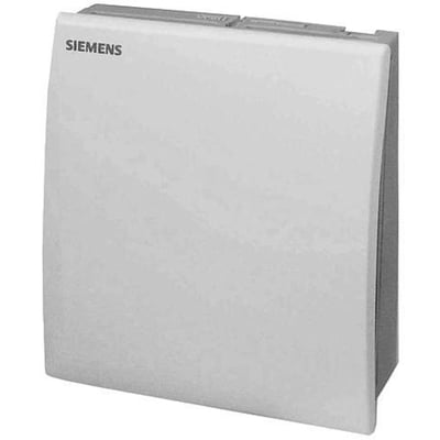 Siemens QAA2071 temperaturføler til rum med 4-20mA udgangssignal, hvid plastkabinet med logo øverst til venstre.