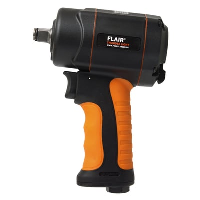 FLAIR Thunder Light 1/2" møtrikspænder i sort og orange med softgrip greb, viser det kompakte design og 1/2" udgang.
