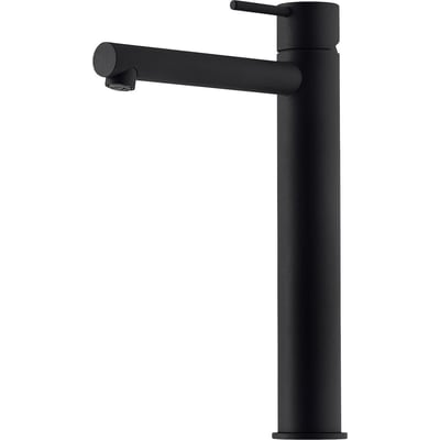 Mora Inxx II Sharp High håndvaskarmatur i mat-sort messing, med lang, lige tud og enkeltgrebsbetjening.