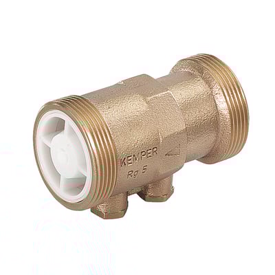 Kemper EA kontraventil i rødgods med 1/2" tilslutning og synligt hvidt spjæld på isoleret baggrund.