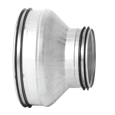 Detaljeret sidevisning af Lindab RCU reduktion fra 500 til 250 mm, fremstillet i galvaniseret stål med to riller i hver ende.