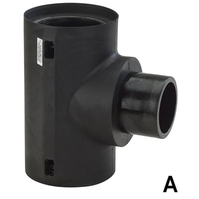 Sort Georg Fischer Cool-Fit 2.0 tee til præisolerede rør, med lodret gennemløb og sidegren, 75/125 mm, PN 16, SDR 11.