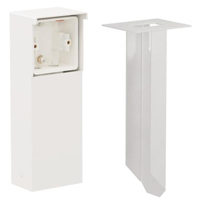 Niko Hydro stikkontaktsøjle i hvid med et åbent rum, der viser indvendige monteringsbeslag, ved siden af et hvidt jordspyd med fladt monteringshoved.