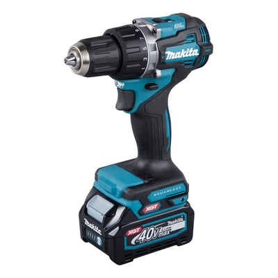Makita 40V bore-/skruemaskine DF002GD201 med kulfri motor og 2,5Ah batteri, vist med drejningsmomentindstilling på hvid baggrund.