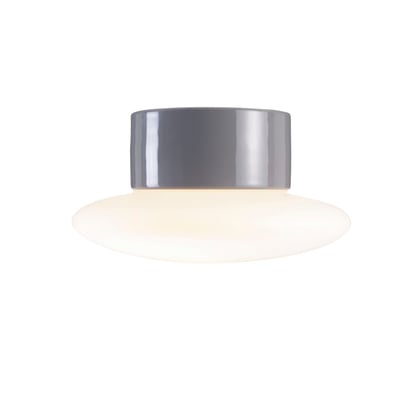 Ifö Electric Cairo LED loft- og væglampe i grå og opal med en diameter på 200 mm og varm hvidt lys på 3000K.