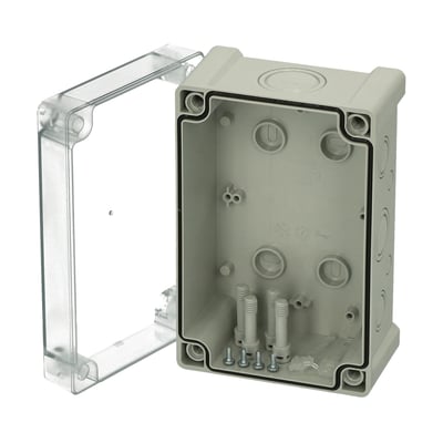 Fibox Tempo TPCM191209T el-kasse på 187 x 122 x 90 mm med transparent dæksel, vist åbnet med dækslet ved siden af.