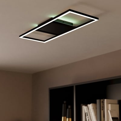 Sort EGLO Calagrano-Z loftlampe med hvidt lys monteret i et hyggeligt rum med bogreol.