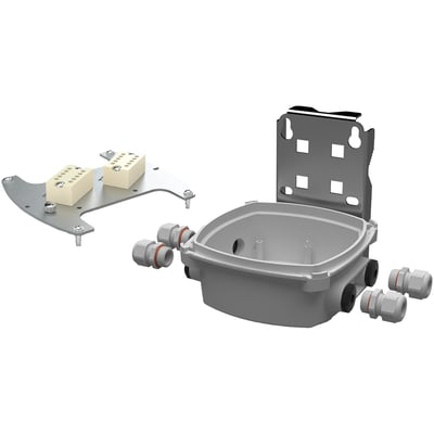 Siemens SITRANS FMT020 vægkit monteringsbeslag med hus, kabelforskruninger og klemmer i grå og metal.