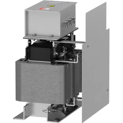 Schneider Electric sinusfilter 180A IP0 med tre tilslutningsklemmer øverst på en metalkonstruktion, set fra siden.