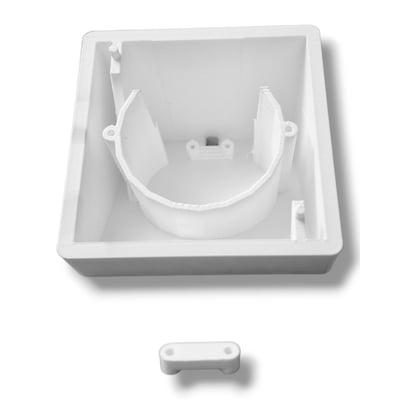 LightSolutions Wall Display bordstander til Shelly i hvid, 3D-printet design, set ovenfra med en ekstra del på bordet.