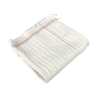 Ubleget karklud i bomuld, måler 32 x 36 cm, med røde syninger i kanten.