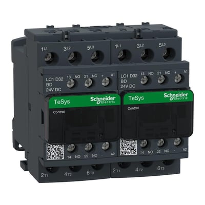 Schneider Electric TeSys D reverserende kontaktor LC2D 32A, 2x3P, 24VDC styrespænding, med tydelige mærkninger og grønne kontrol-displays.