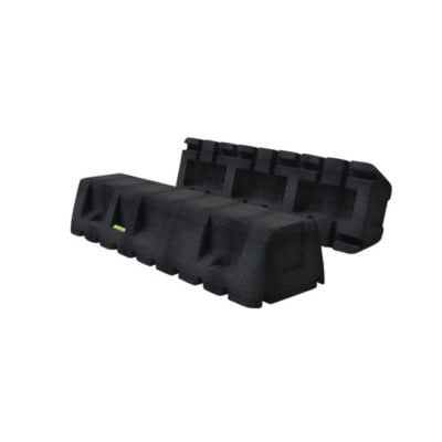 Tecnosystemi montageblok på 600 mm i sort vulkaniseret gummi, designet til direkte skruefiksering uden alu-profil.