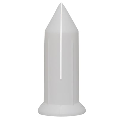 Et enkelt hvidt Tillex sømplug, 5,5 x 20 mm, isoleret på hvid baggrund. Nærbillede af spidsen og den delte struktur.