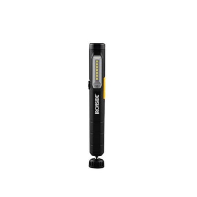 Sort, genopladelig Ironside LED-pencillygte med arbejdslys, toplys og magnetisk fod, der kan drejes 360°.