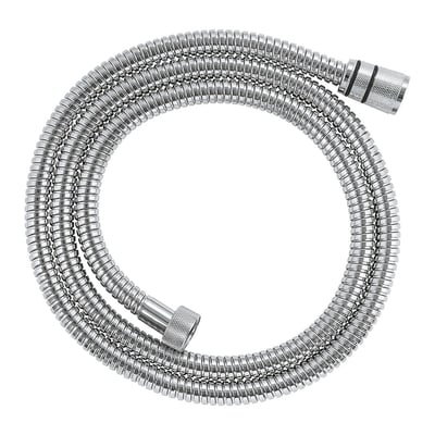 Grohe VitalioFlex QuickFix metalbruseslange i krom, 1500 mm, ligger oprullet med riflet overflade og tilslutninger.