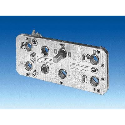 Siemens 3-polet omskifter, 100A AC-3, 400V, vist uden kapsling for at vise terminaler og drejemekanisme.