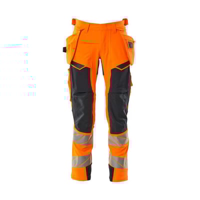 Mascot Accelerate Safe arbejdsbukser i hi-vis orange og mørk marine med hængelommer og reflekser.