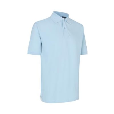 ID Identity poloshirt i lys blå, størrelse 2XL, fremstillet i piquékvalitet med synlig stolpe og tone i tone-knapper.