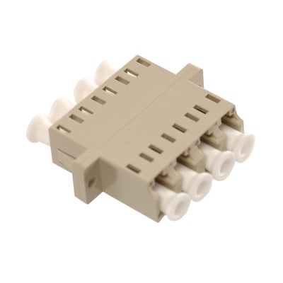 Beige LC quatro samleled til fire multi mode fiberkonnektorer med keramisk indsats.